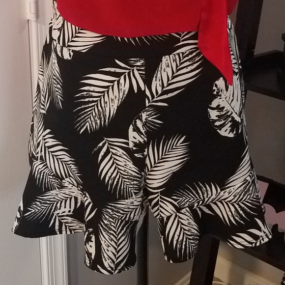 Ashley Stewart Pants - Tropical Print Shorts - plus size